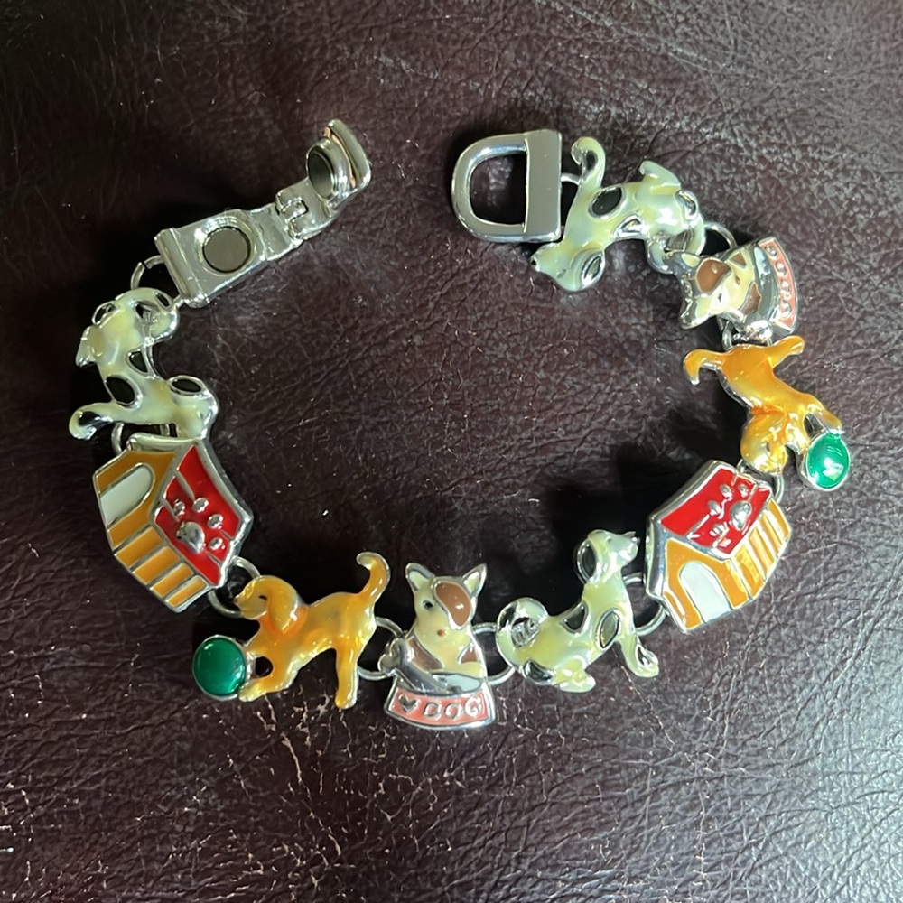 Adorable Dogs and Doghouses Silver Charm Bracelet with Sturdy Silver Clasp.